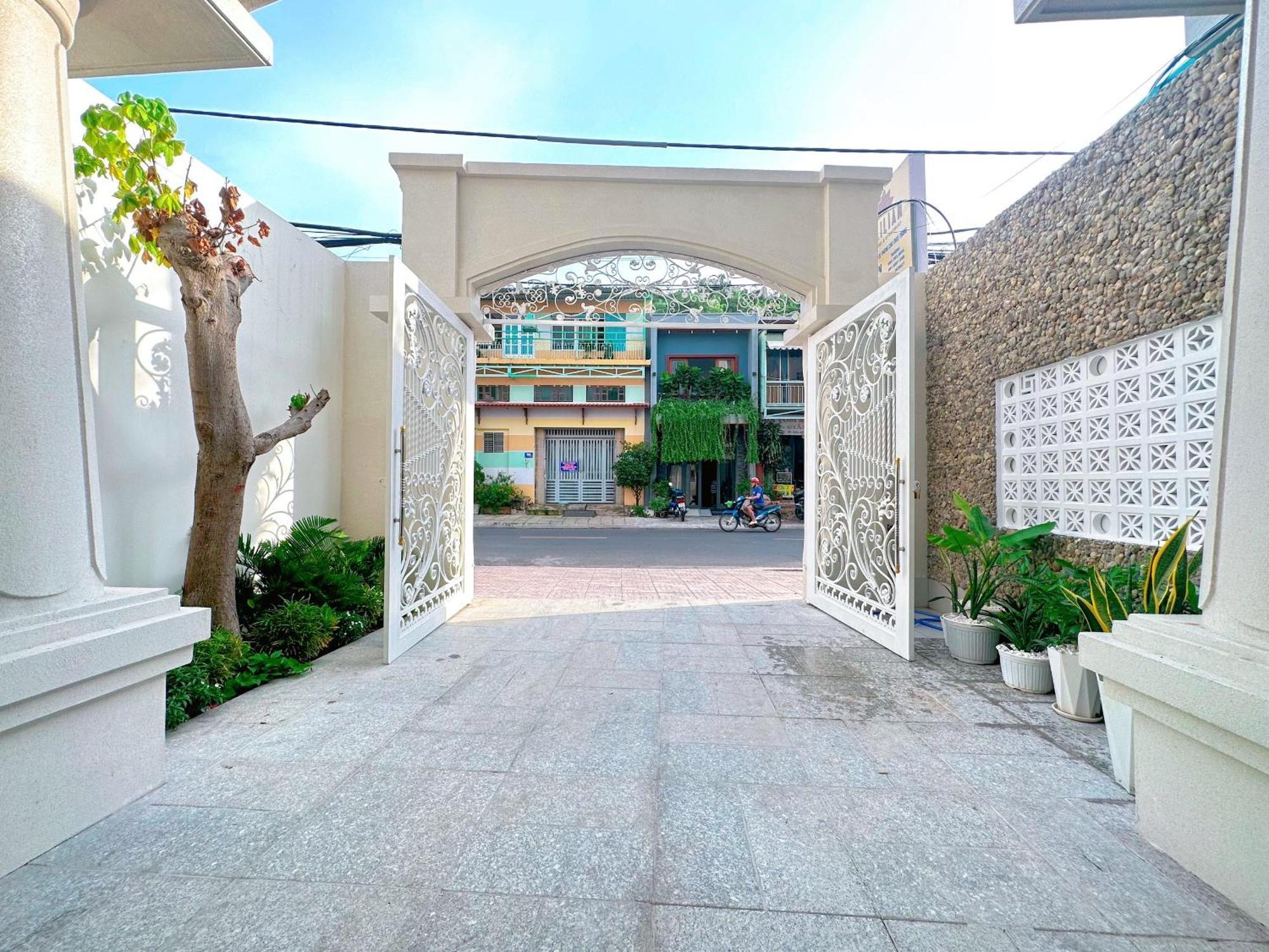 Milan Homestay - Milanesa Hotel And Apartment Vung Tau Exterior photo